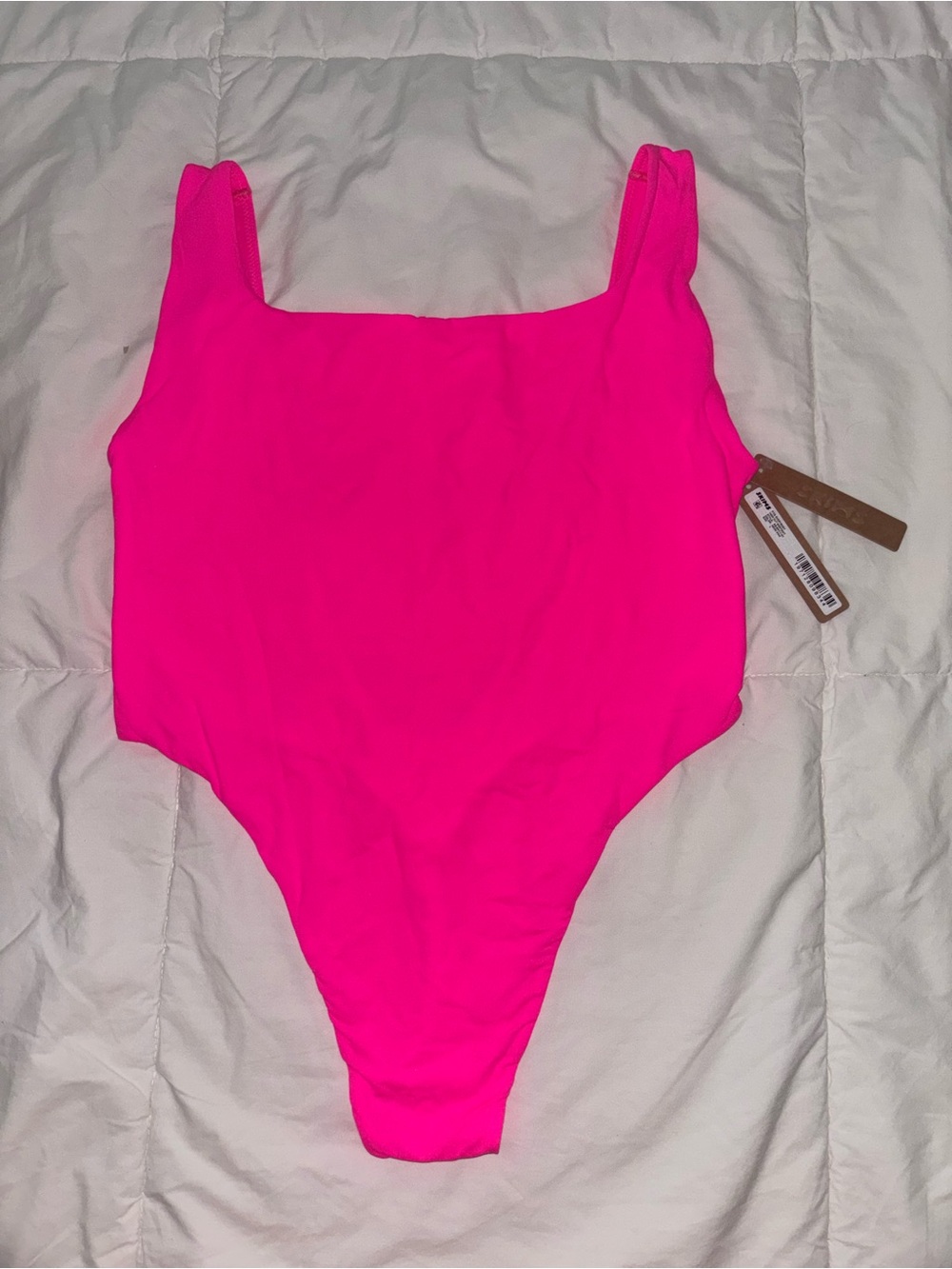 SKIMS FITS EVERYBODY HIGH, CUT, BODYSUIT COLOR, NEON, PINK WOMEN’S